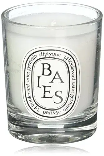 10. Diptyque Baies Scented Candle (190g)
