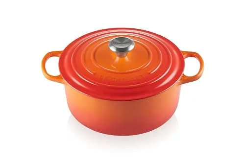 2. Le Creuset Signature Enameled Cast Iron Dutch Oven (5.5 qt)